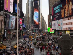 Perayaan Tahun Baru 2024 di AS Dibayangi Aksi Teror