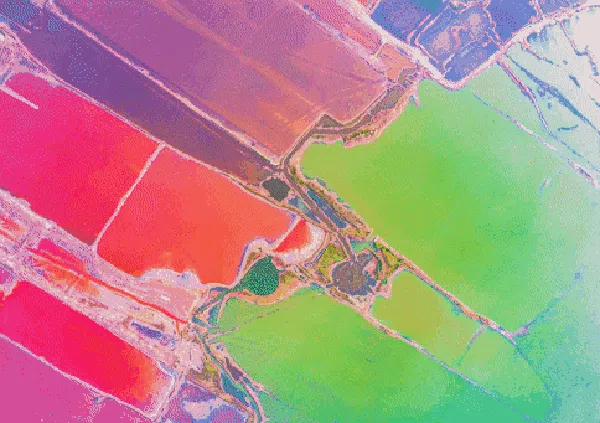 Warna-warni Laut Mati China, Benar-benar Mempesona