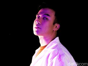 Vidi Aldiano Bikin Salam Kenal untuk Pasangan Mantannya