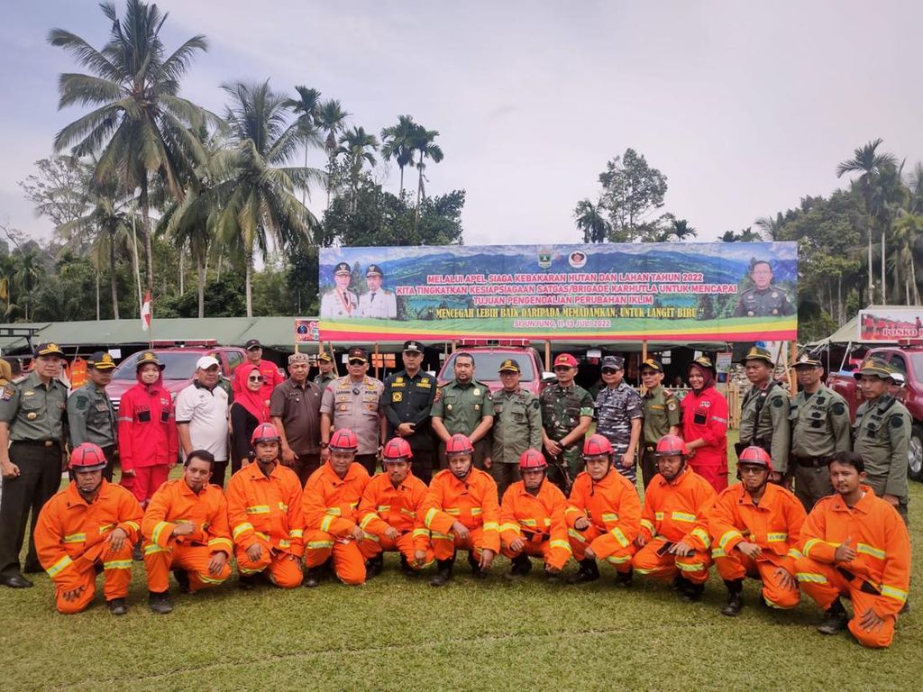 484 Titik Panas Terdeteksi, Sumbar Siaga Kebakaran Hutan dan Lahan 484 Titik Panas Terdeteksi, Sumbar Siaga Kebakaran Hutan dan Lahan