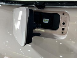 Harga Turun Puluhan Juta Berkat Subsidi, Intip Penjualan Wuling Air ev-Hyundai Ioniq 5