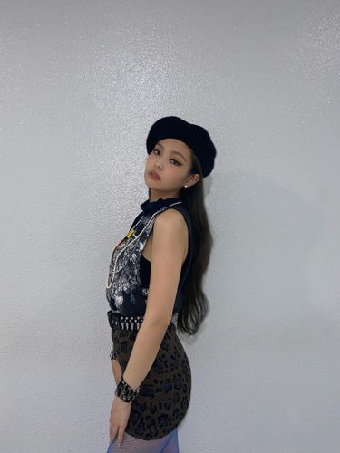 Gaya fashion Jennie Blackpink