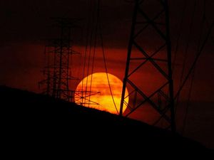 2 Planet akan Sejajar dengan Bulan 21 Juni, Bisa Dilihat Lagi 2028 2 Planet akan Sejajar dengan Bulan 21 Juni, Bisa Dilihat Lagi 2028