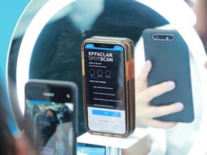 La Roche Posay Rilis Alat Deteksi Jerawat Canggih, Analisa Kulit Lewat Ponsel La Roche Posay Rilis Alat Deteksi Jerawat Canggih, Analisa Kulit Lewat Ponsel