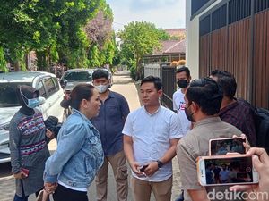 Polisi Jelaskan Alasan Penggeledahan Dilakukan Meski Nikita Mirzani Tak Ada Polisi Jelaskan Alasan Penggeledahan Dilakukan Meski Nikita Mirzani Tak Ada