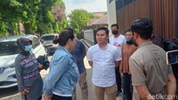 Suasana Rumah Nikita Mirzani Digeledah Polisi soal Laporan Dito Mahendra