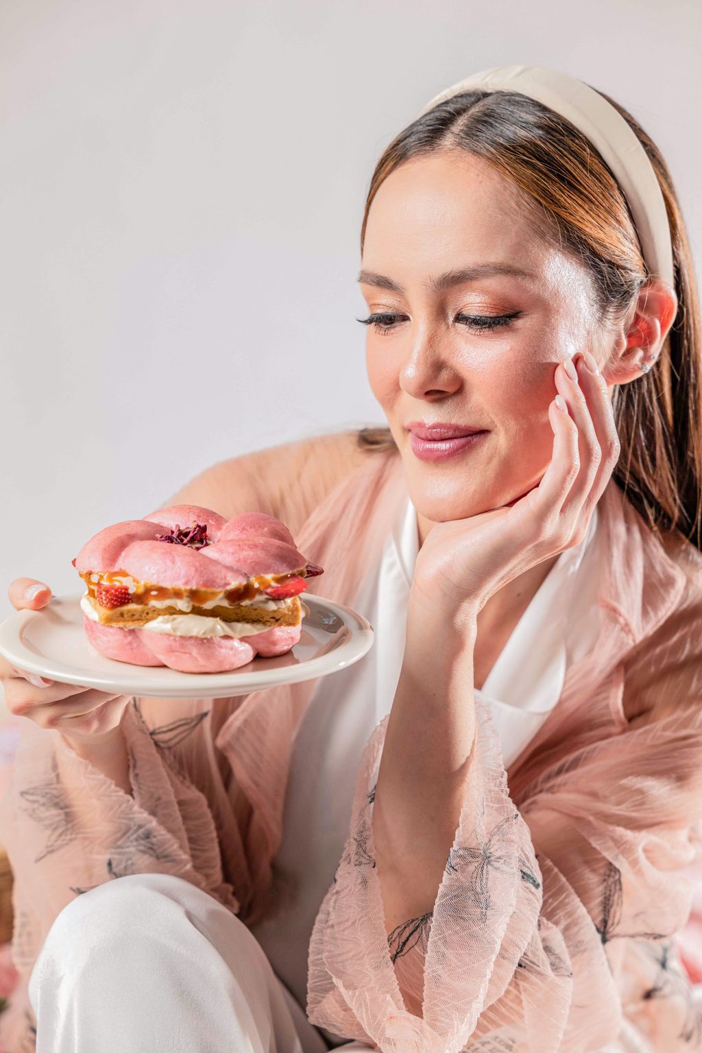 Rosy Sweet Bagel, Kolaborasi Mad Bagel x Cathy Sharon