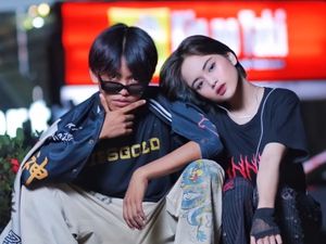 8 Gaya Roy Pacar Jeje Slebew, ABG Citayam Fashion Week yang Tolak Beasiswa