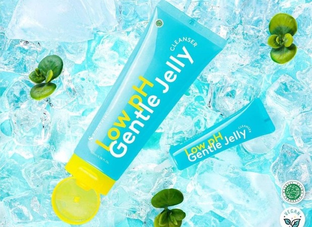 Somethinc Low pH Gentle Jelly Cleanser/ Foto: instagram.com/somethincofficial