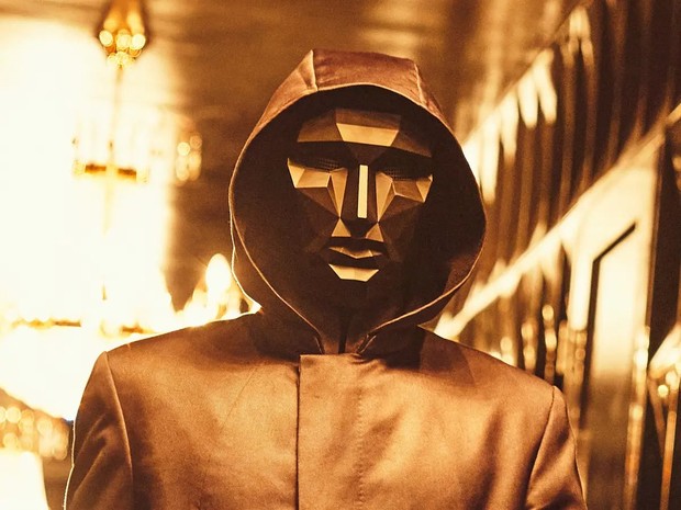 Selain para karakter utama, Front Man juga menjadi salah satu karakter penting dalam drama 'Squid Game'