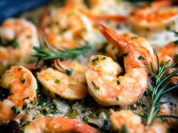 Ini yang Terjadi pada Tubuh Kalau Kamu Sering Makan Udang