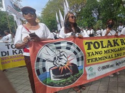 Tolak LNG di Mangrove, Warga Intaran Geruduk Kantor Gubernur Bali