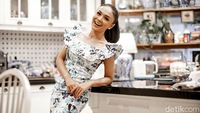 Foto Langka Artis dengan Rambut Panjang, Ada Yuni Shara