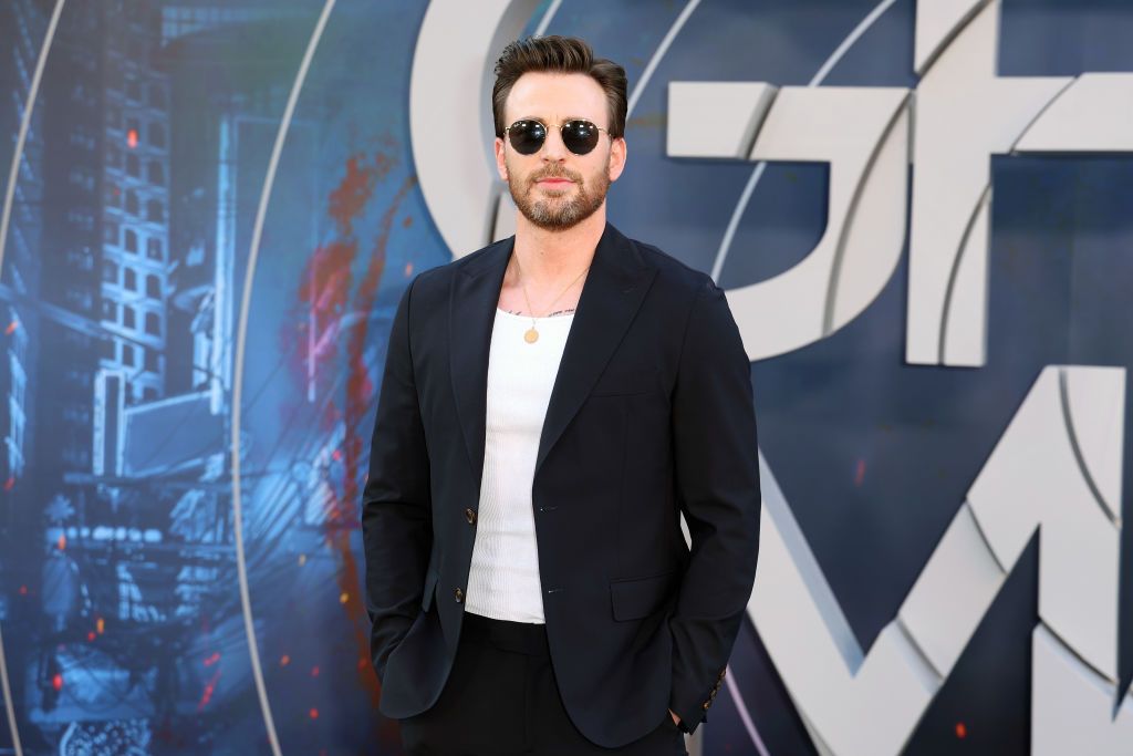 HOLLYWOOD, CALIFORNIA - JULY 13: Chris Evans attends Netflix's 