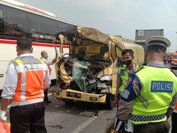 Kecelakaan Maut di Tol Tangerang-Merak, Sopir Truk Tewas di Tempat