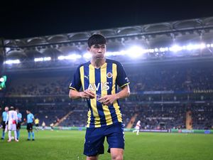 Koulibaly ke Chelsea, Napoli Bidik Bek Korea Selatan Koulibaly ke Chelsea, Napoli Bidik Bek Korea Selatan