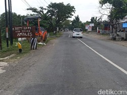 Waspada Lur! Ada Jalan Ambles di Jalur Semarang-Blora Via Gubug Grobogan