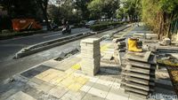 Menengok Progres Revitalisasi Trotoar di Jalan Pattimura Jaksel