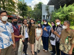 Arahan Anies, Pemprov Ajak Bonge hingga Jeje SCBD Kampanyekan Kebersihan