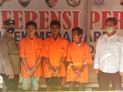 Barang Curian Tak Laku, Tiga Pencuri Pintu Rumah Kosong Ditangkap