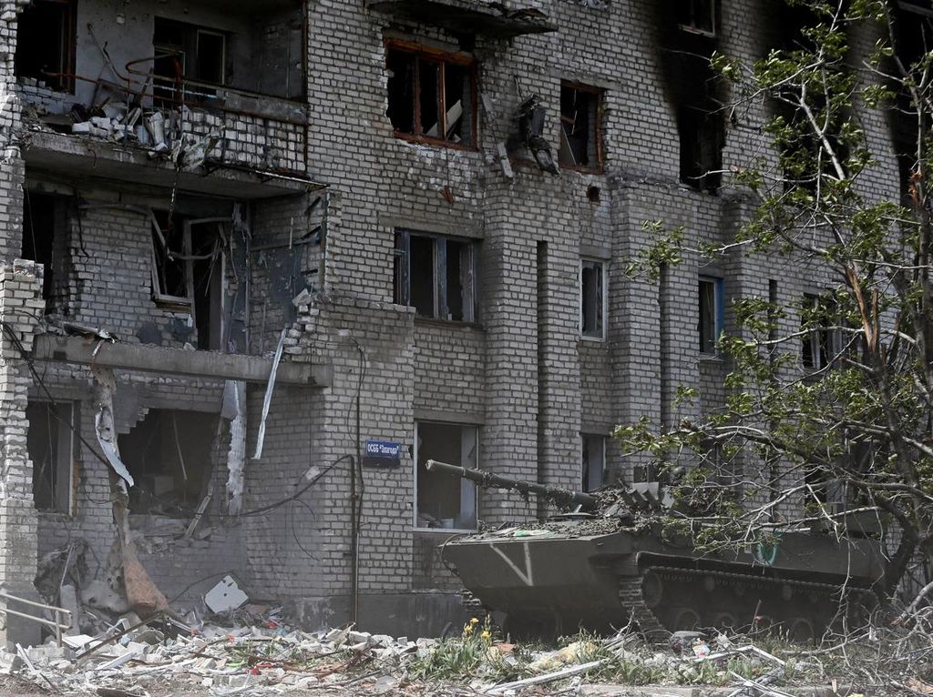 Rudal Rusia Tewaskan 3 Orang di Ukraina, Termasuk 1 Prajurit Rudal Rusia Tewaskan 3 Orang di Ukraina, Termasuk 1 Prajurit