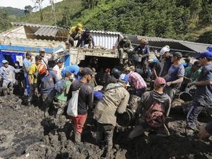 Sekolah di Kolombia Tertimbun Longsor, Begini Proses Evakuasi Korban