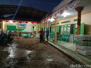 Korban Banjir Bandang Margoyoso Pati Masih Bertahan di Posko-Rumah Saudara