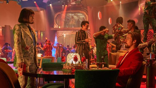 The Gray Man (2022) Ryan Gosling as Six. Cr. Paul Abell/Netflix © 2022