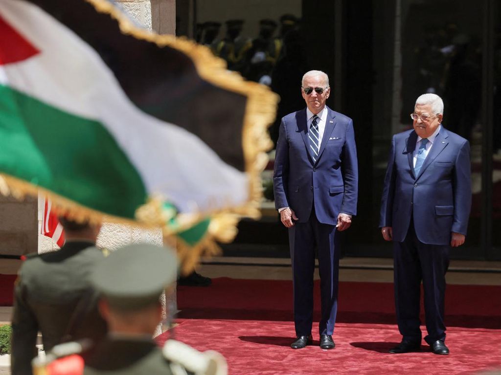 Presiden Palestina Sambut Joe Biden di Tepi Barat