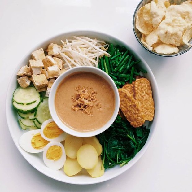 Gado-gado/ Foto: freepik.com/Culinessa Gado-gado