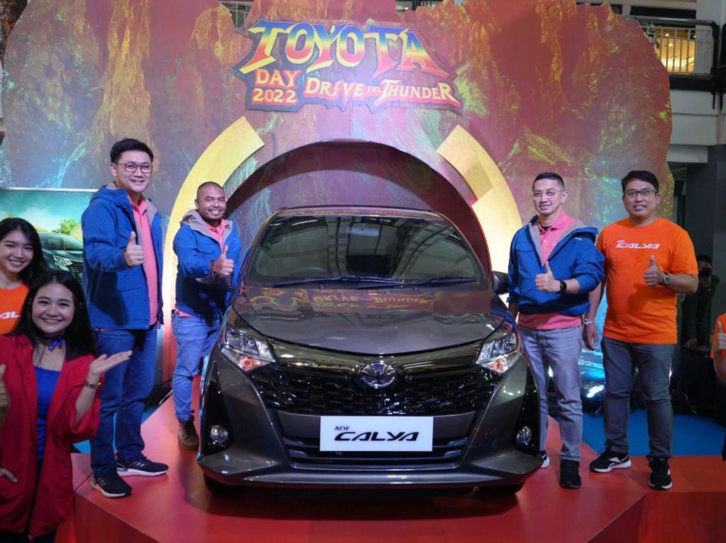 Kalla Toyota Luncurkan New Calya, Siap Dominasi Pasar Mobil MPV