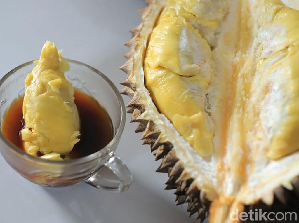 Minum Kopi Campur Durian Tidak Bahayakan Kesehatan, Ini Buktinya