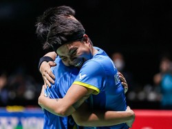 Air Mata Bahagia Apriyani Rahayu Tumpah