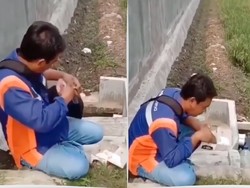 Haru! Ayah Rela Makan Nasi Saja Demi Sisihkan Ayam untuk Keluarga