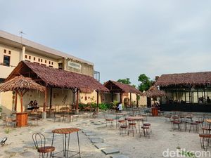 Ada Kafe Pantai di Tengah Kota Medan, Yuk Intip Suasananya!
