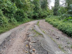 Warga di Sulut Keluhkan Jalan Provinsi 5 Tahun Tak Tersentuh Perbaikan
