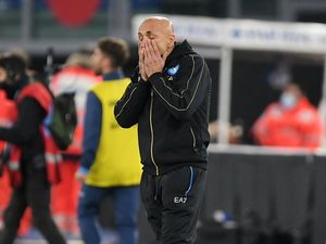 Banyak Bintang Napoli Pergi, Spalletti dan De Laurentiis Dicemooh