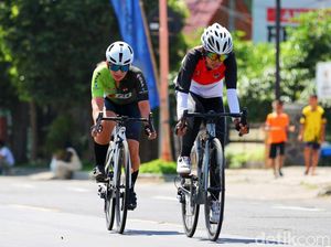 Terry Yudha-Ayustina Delia Raih Juara Kejurnas Balap Sepeda Banyuwangi Terry Yudha-Ayustina Delia Raih Juara Kejurnas Balap Sepeda Banyuwangi