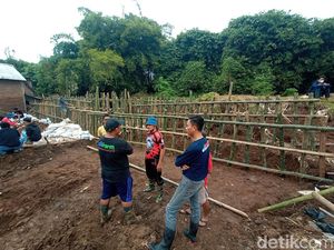 Pascabanjir Bandang Pati, Pembuatan Tanggul Sementara Terkendala Cuaca