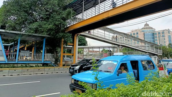 Melihat Lokasi Wanita Tewas Terseret Bus TransJ di Kramat Sentiong Jakpus