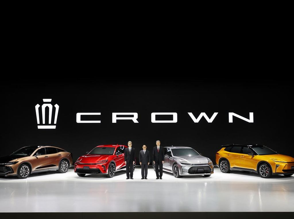 Tak Cuma Sedan, Mobil Pejabat Toyota Crown Punya Versi Crossover sampai Sport