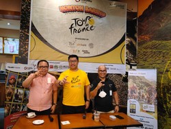 Transvision-Cubmu Ajak Komunitas Sepeda di Makassar Nobar Tour de France