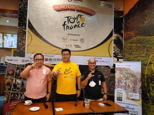 Transvision-Cubmu Ajak Komunitas Sepeda di Makassar Nobar Tour de France Transvision-Cubmu Ajak Komunitas Sepeda di Makassar Nobar Tour de France