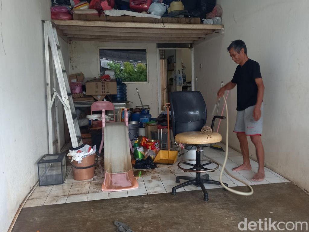 Cerita Warga Ciledug Tangerang Terpaksa Ngungsi 2 Hari Akibat Banjir