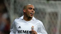 Di nomor 2 ada Ronaldo Luis Nazario yang dibeli dari Inter seharga 40 juta Euro di tahun 2002. Bermain lima musim, Ronaldo kemas 103 gol dari 176 laga dan raih lima trofi (Getty Images)