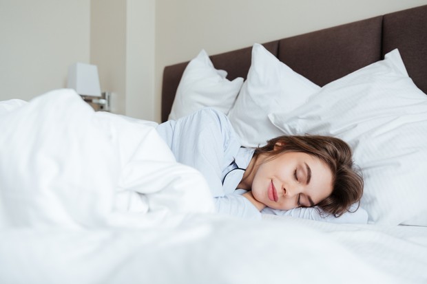Ruangan yang nyaman menjadi terapi unik untuk mendukung kualitas tidur lebih nyenyak.