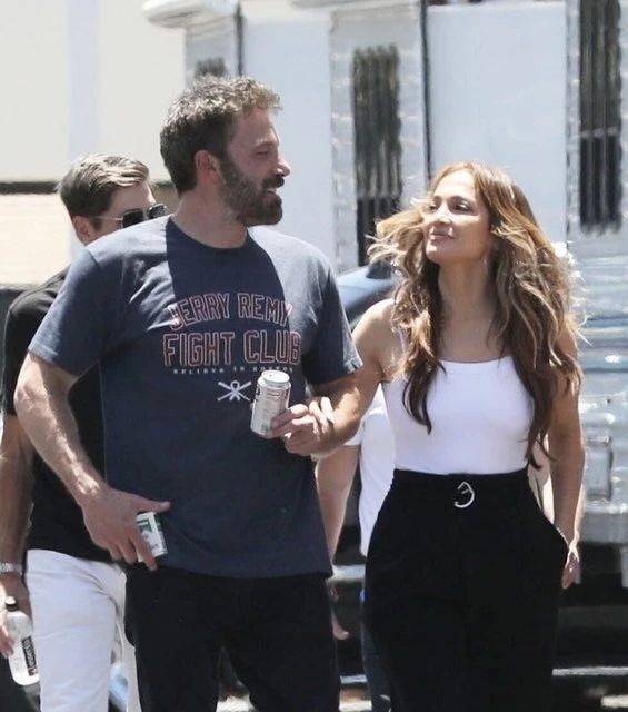 Ben Affleck dan Jennifer Lopez Menikah