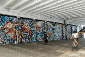 Nggak Cuma Satu, Sudirman Punya Beragam Spot Ikonik