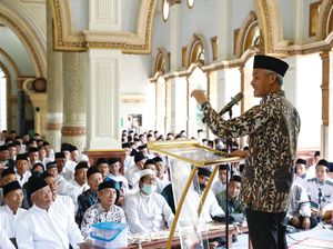 Peringati Sewelasan di Purworejo, Ini Pesan Ganjar untuk Para Santri Peringati Sewelasan di Purworejo, Ini Pesan Ganjar untuk Para Santri
