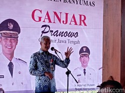 Ganjar Resmikan Taman Apung Mas Kemambang Banyumas: Selalu Berinovasi!